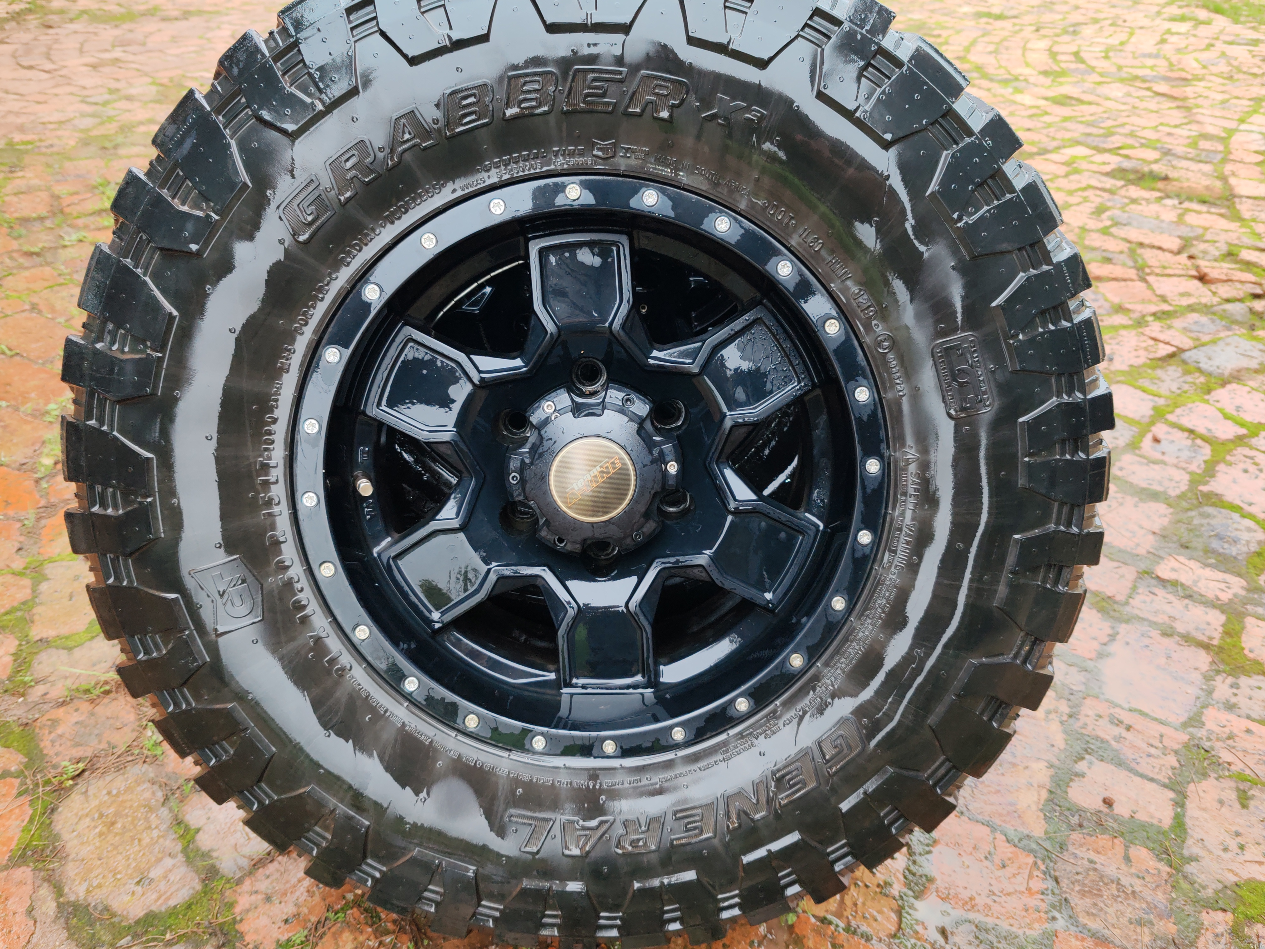 4x4 wheels