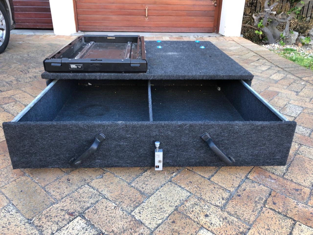 Drawer system with frontrunner fridge slide - Image 1