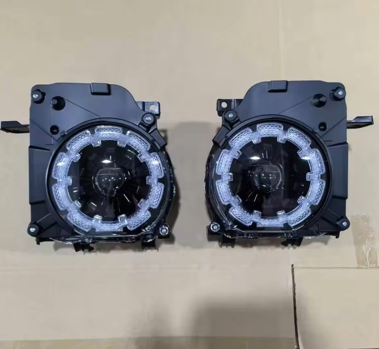 Toyota Land Cruiser 79/76 Aussie Style Replacement Headlight