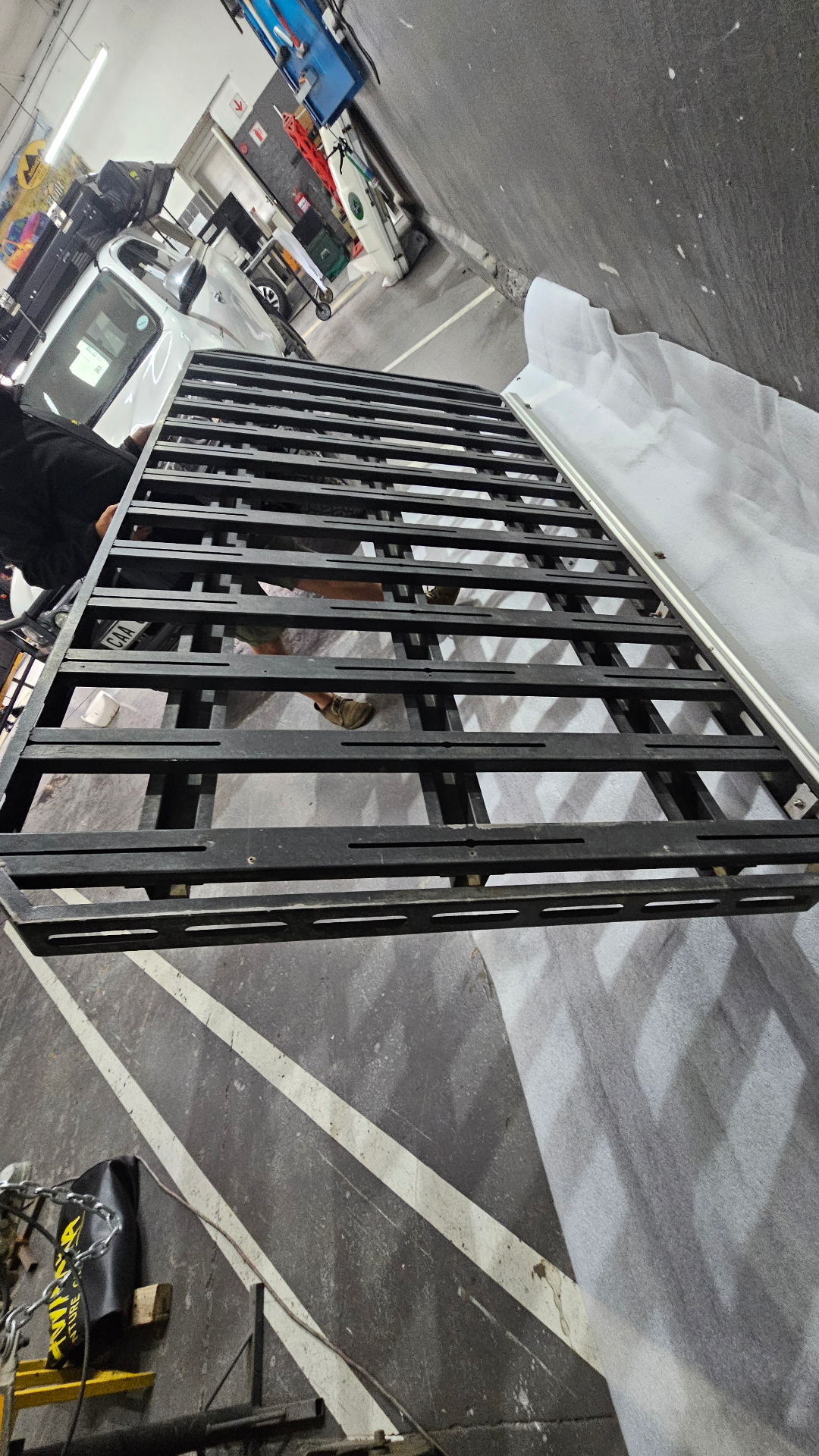 Extended RLD Roofrack with Eazy Owning attached