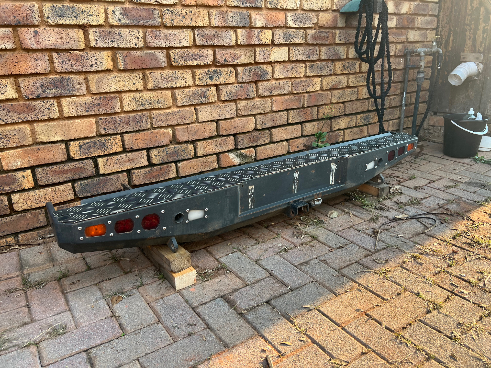 Land Cruiser 79 tow bar