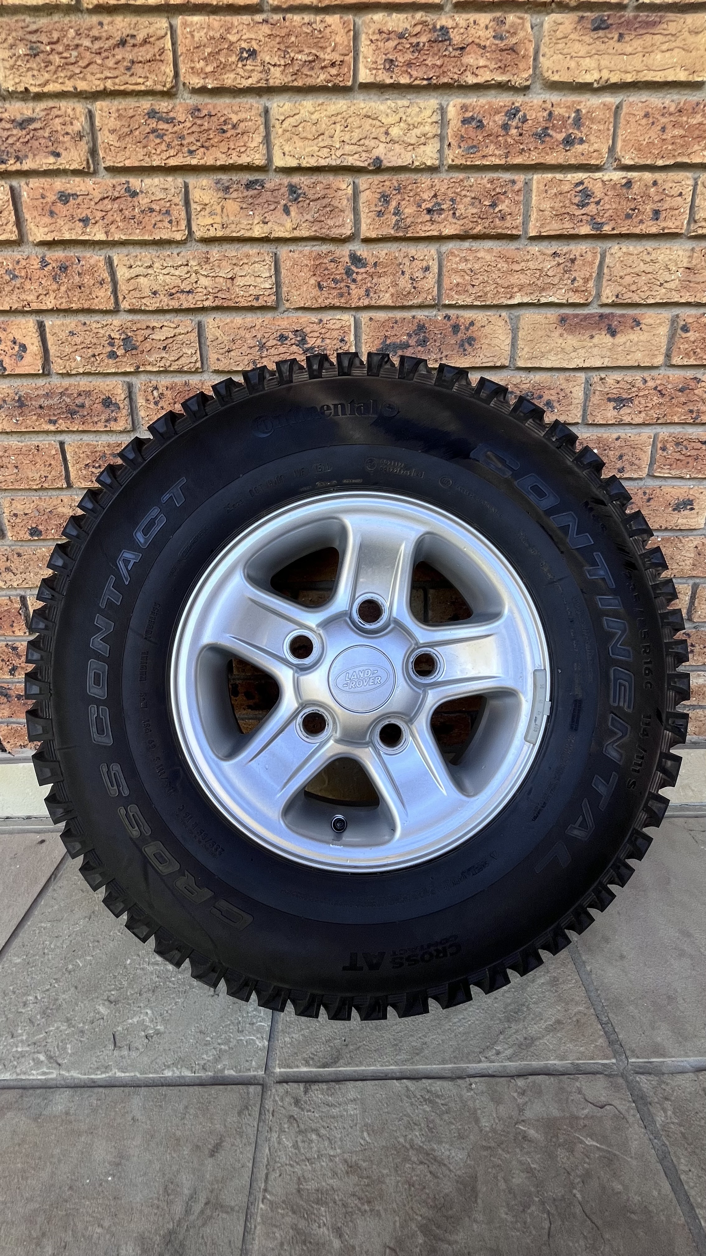 Land Rover Defender Alloy Boost Rim