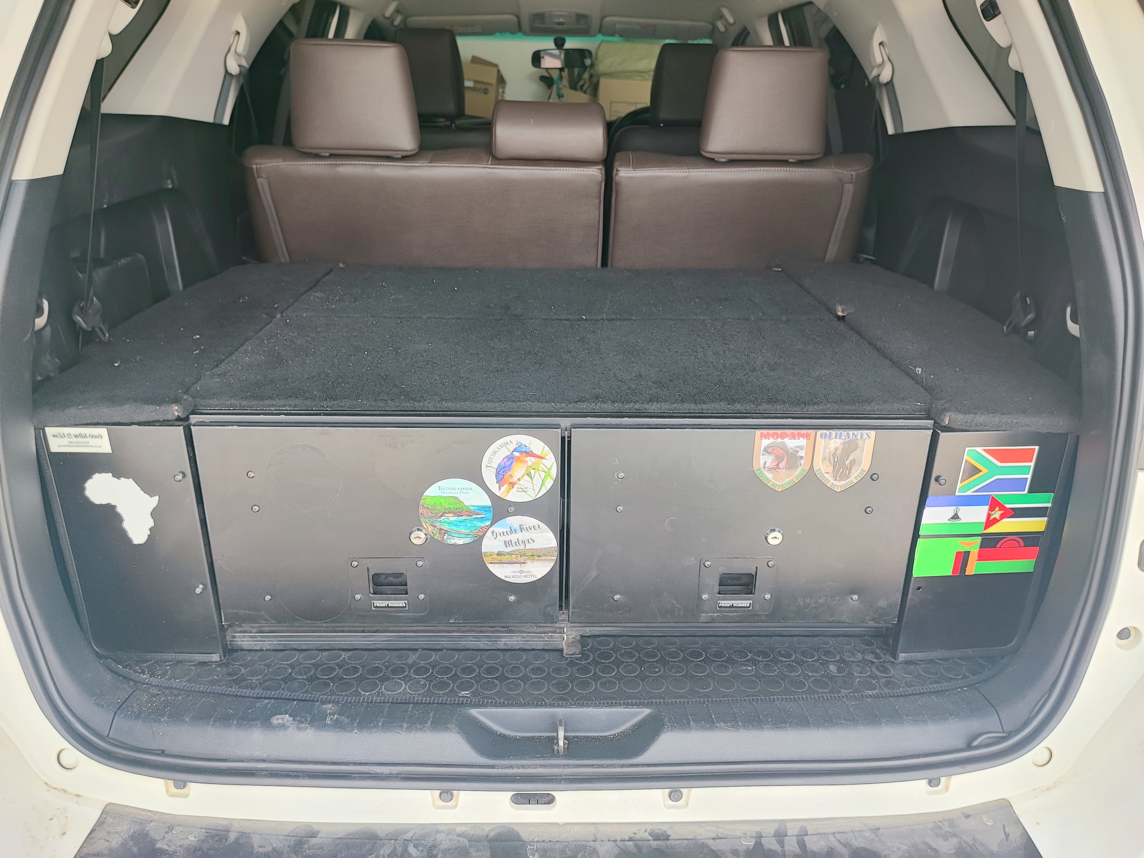 Frontrunner drawer system