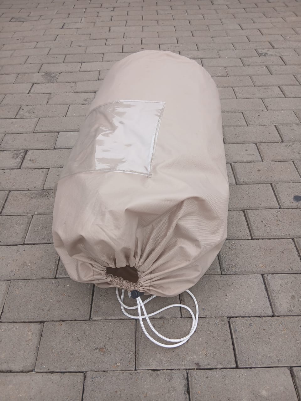 Front Runner awning with full panels - Image 1