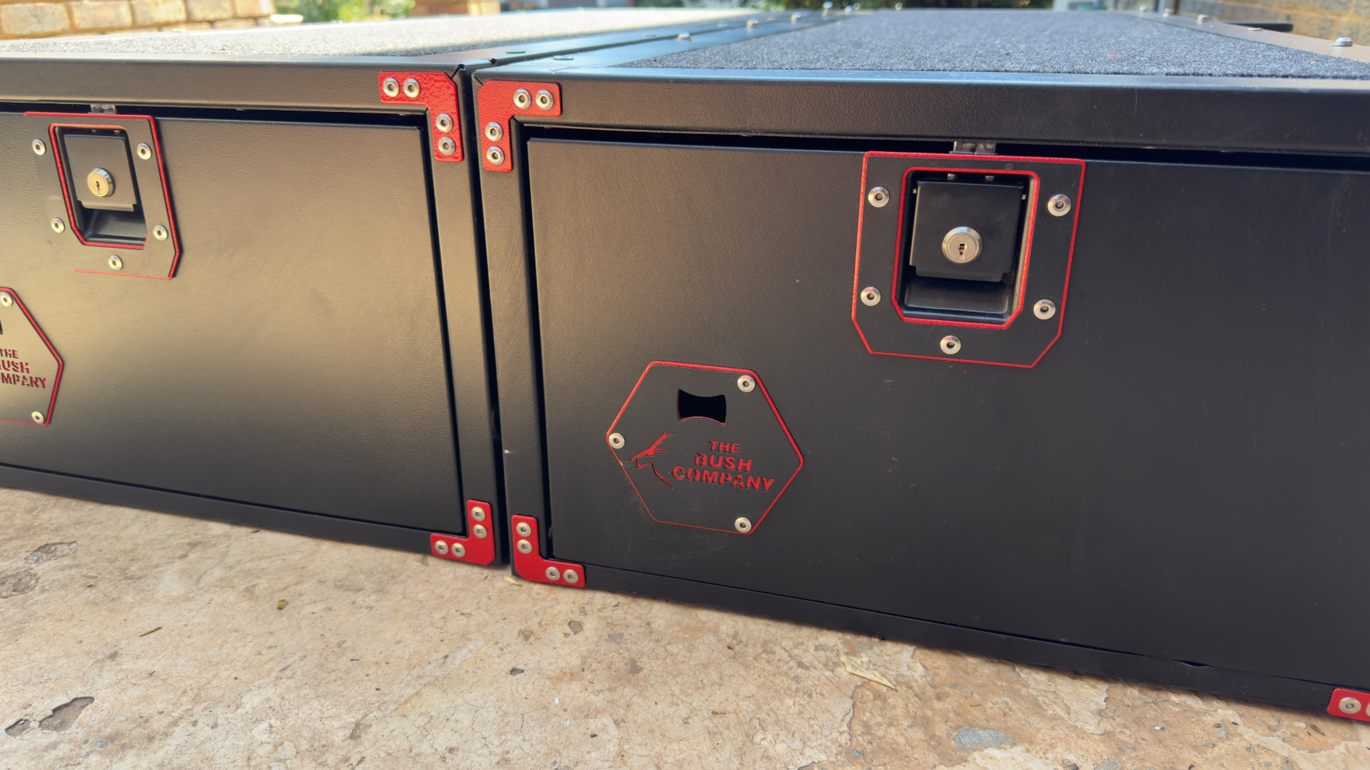 2 x Bush Company drawers - Image 1