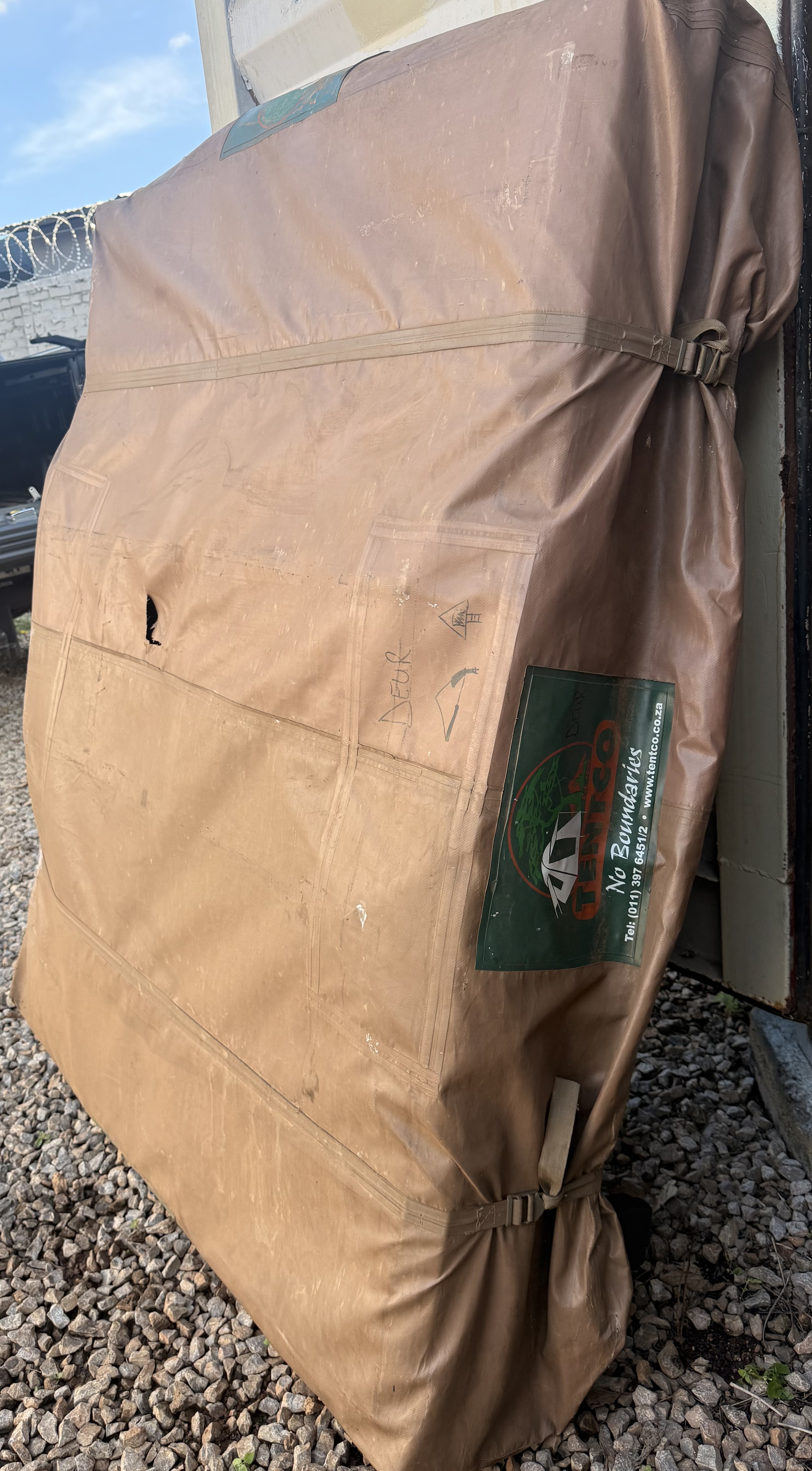 Tentco - roof top tent (1.2 x 1.4m)