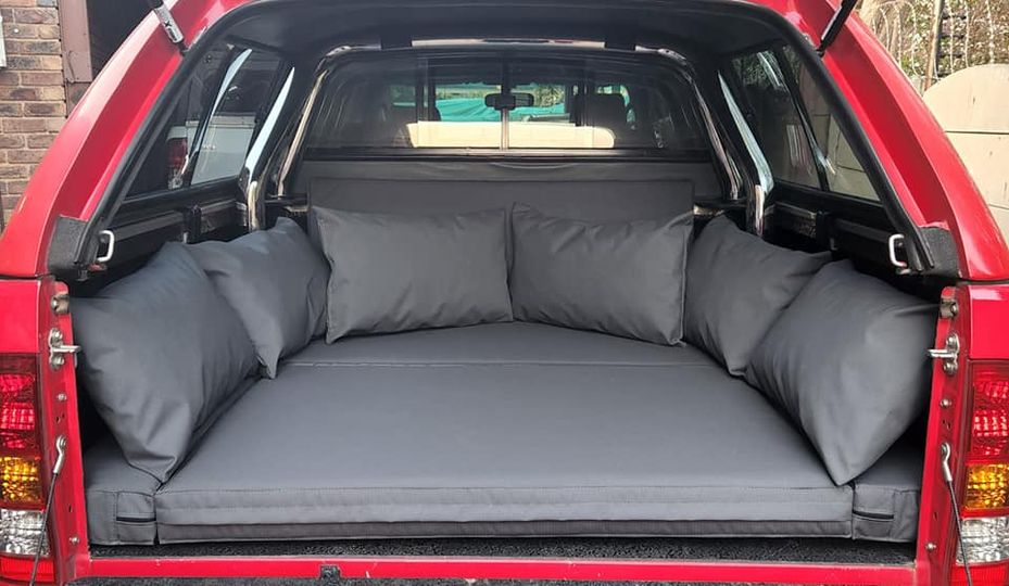 Riptech Canvas 400GSM Bakkie Mattresses & Interior Sit Pillows for Sale!! - Image 1