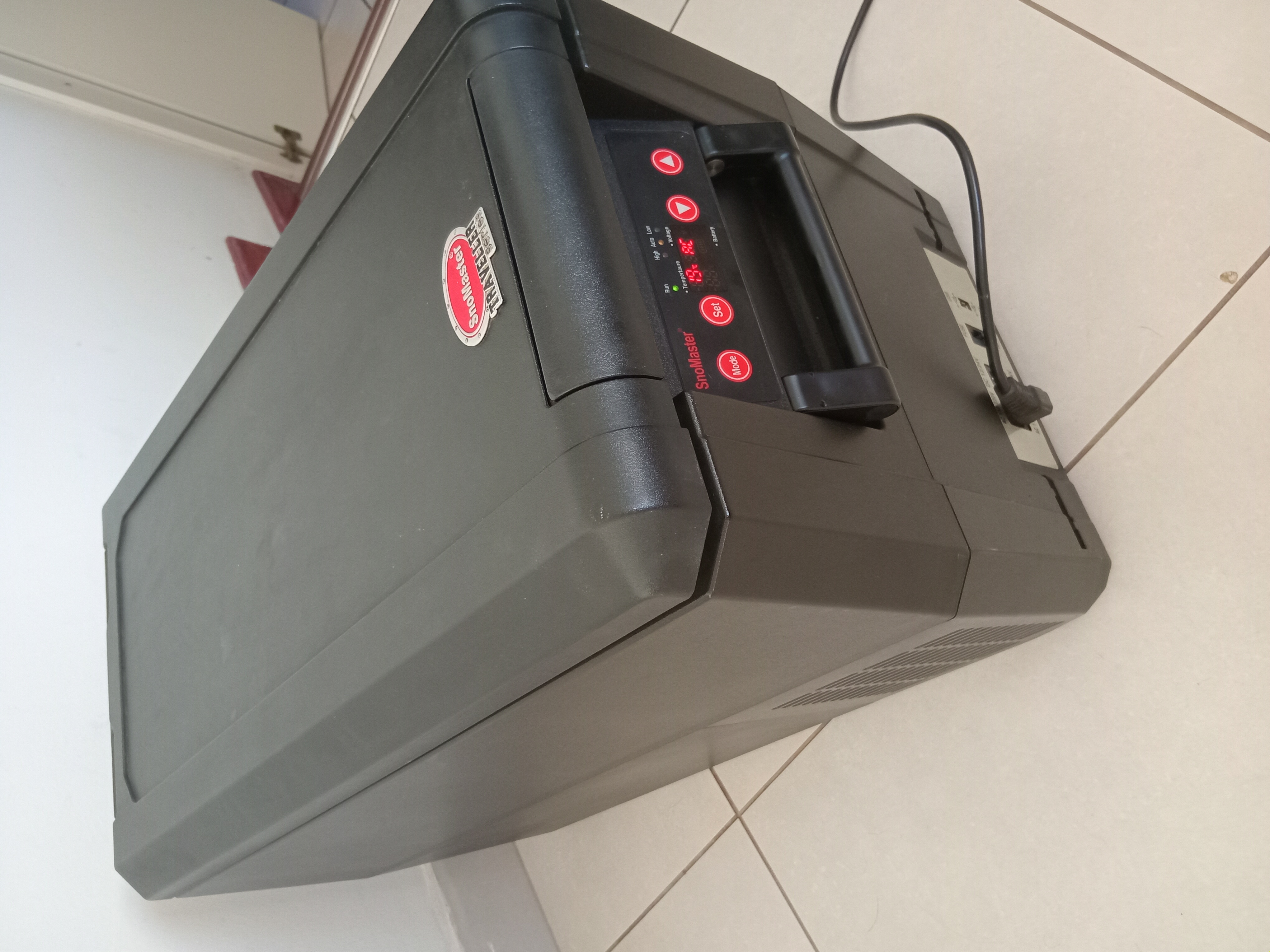 Snomaster Camping fridge freezer