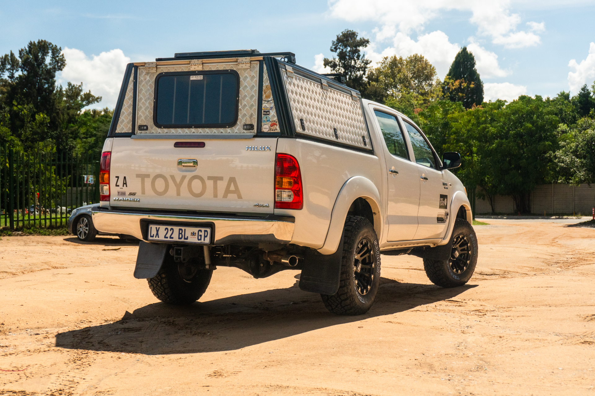 D4D Hilux Aluminium Canopy