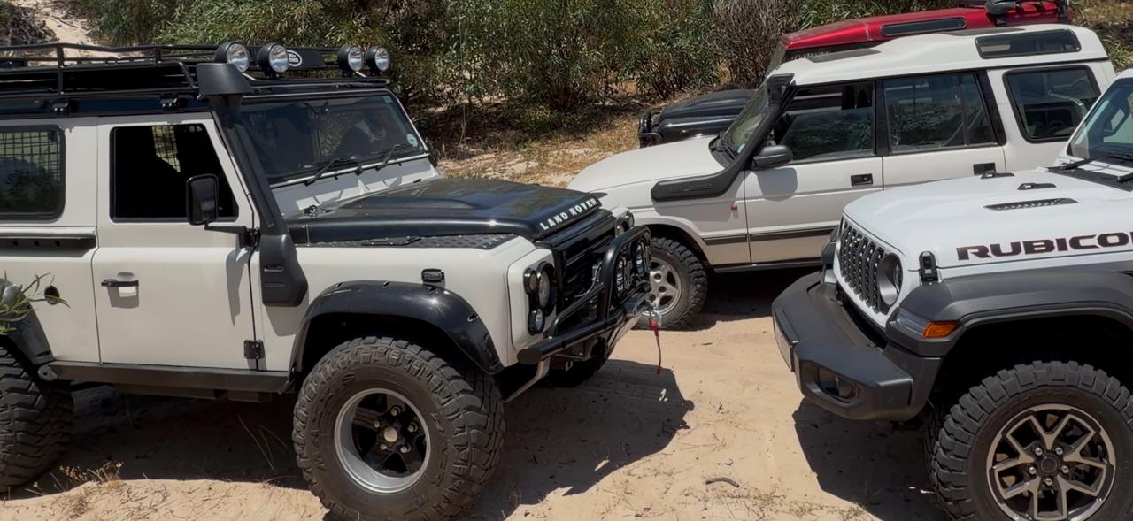 2010 Land Rover Defender 90 ice – limited edition “fire & ice”