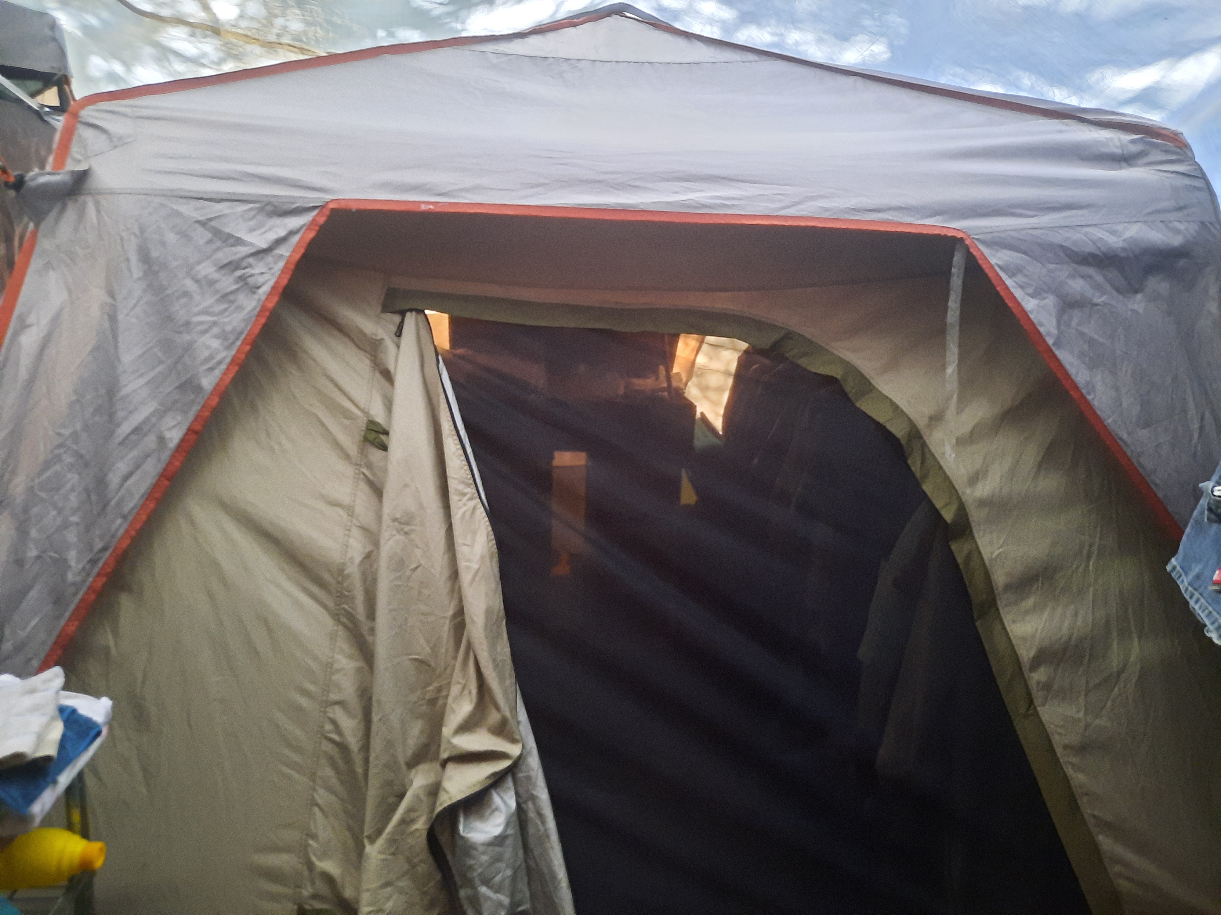 TENT Camping - Natural Instincts Turbo Supreme 300  6person plus additional  front room section