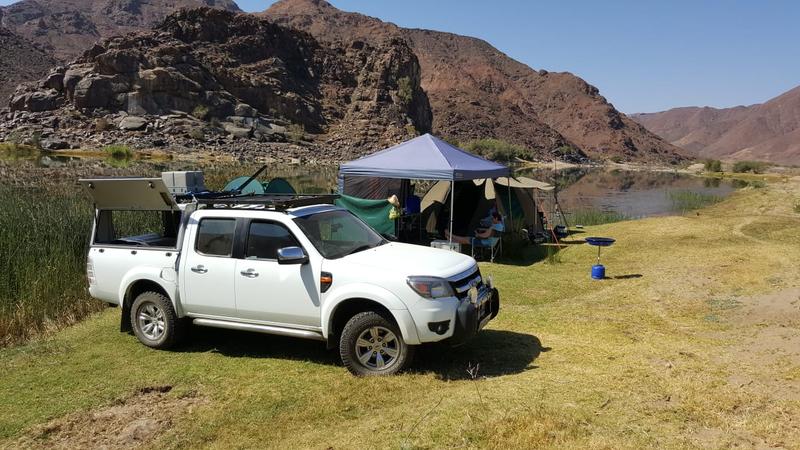 Front Runner roof rack and accessories for sale - Image 1