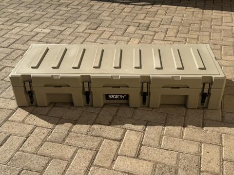 Skitch rugged box