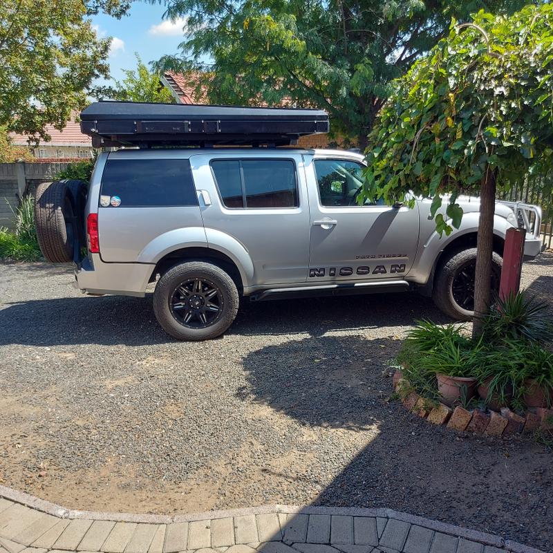 Rooftop tent and Awning - Image 6