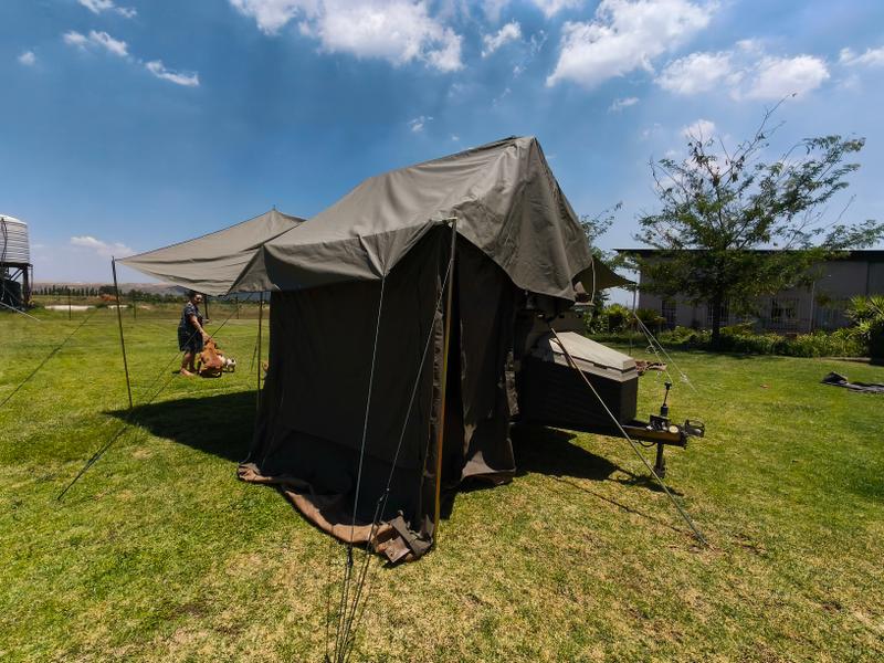 Rooftop camper trailer - Image 1