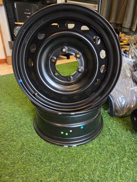 17" Steel Rims (139.7 PCD)