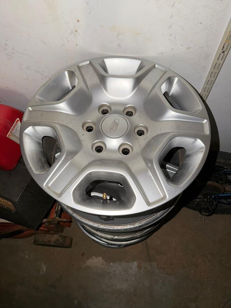 Ford Ranger T6 XLT rims - Image 1