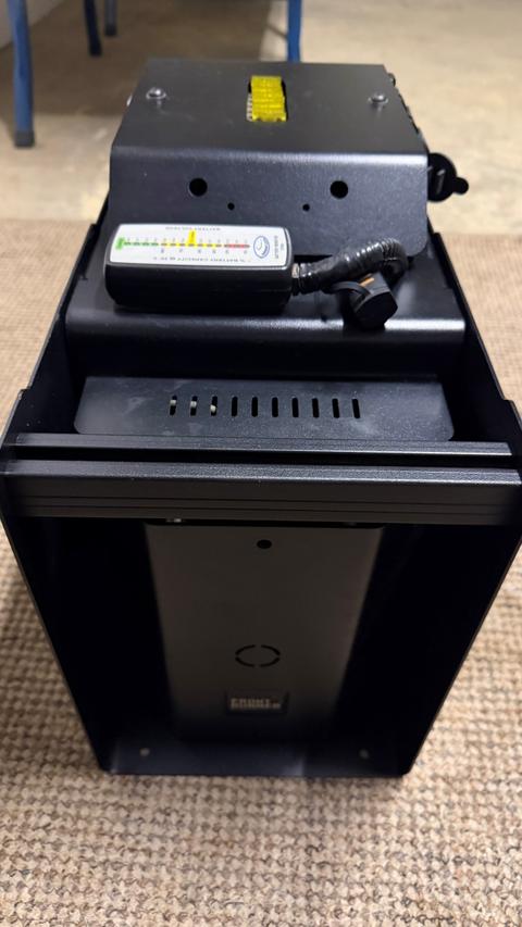 Frontrunner Battery Box with Ctek D250S Charger