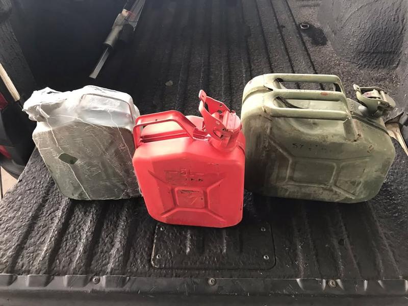 Jerry cans 5lt (new green), 5lt (red) 10lt (green)