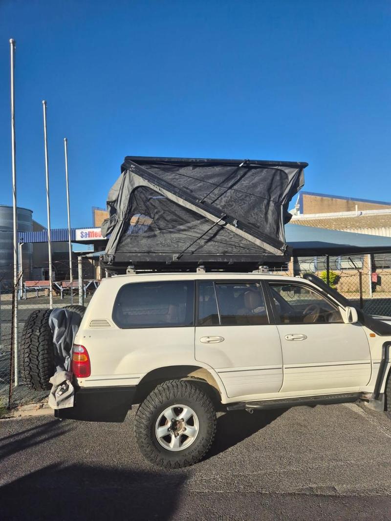 Razorback Tent - Image 1