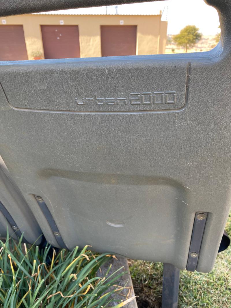 Urban 2000 passenger seats - Image 2